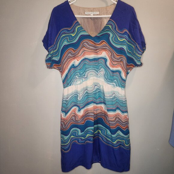 Trina Turk 100% Silk Caspian Agate Swirl Print Dress Size 6 Women's midi Resort - Picture 1 of 7